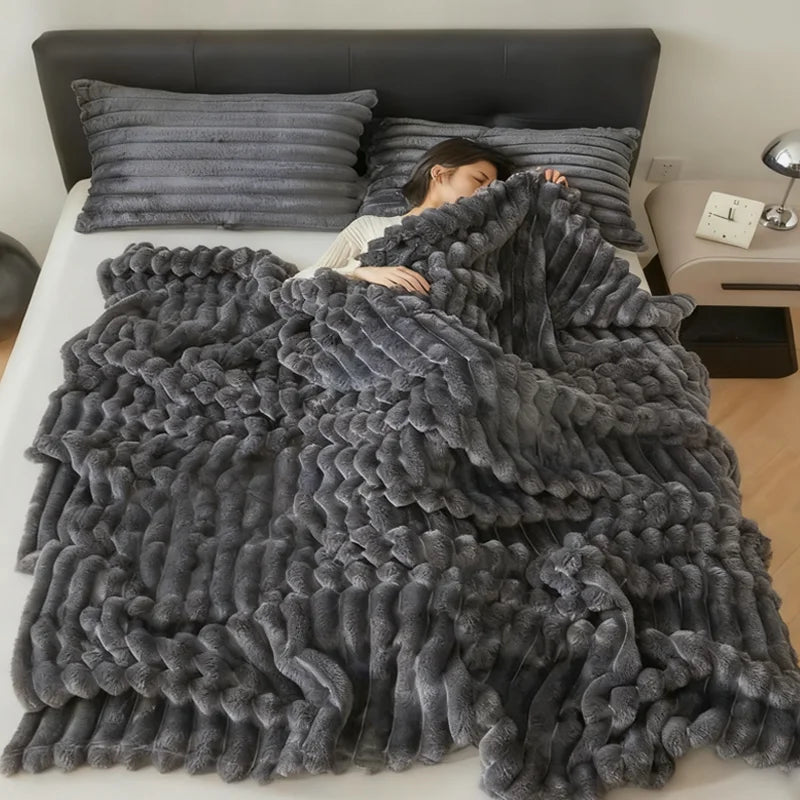Soft Fluffy Throw Blanket, Faux Fur Throw, Plush Accent Layer for Couch and Chair