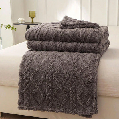 Coral Fleece Blanket, Soft Bed Throw, Lightweight Warm Bedding Cover for All Seasons