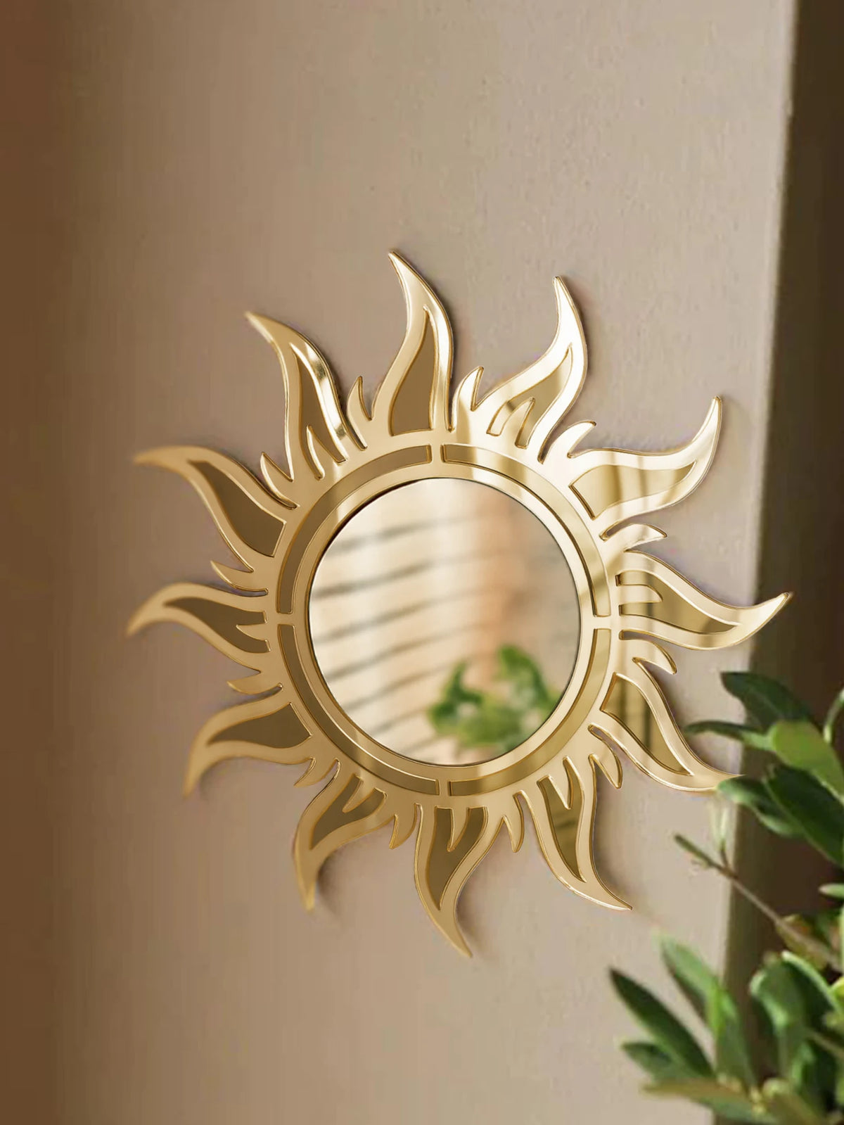 Sun Shape Wall Mirror, Sunburst Mirror, Gold Accent Decor for Entryway and Hallway